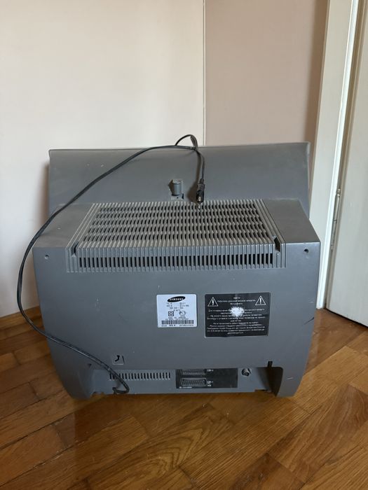 Телевізор samsung plano