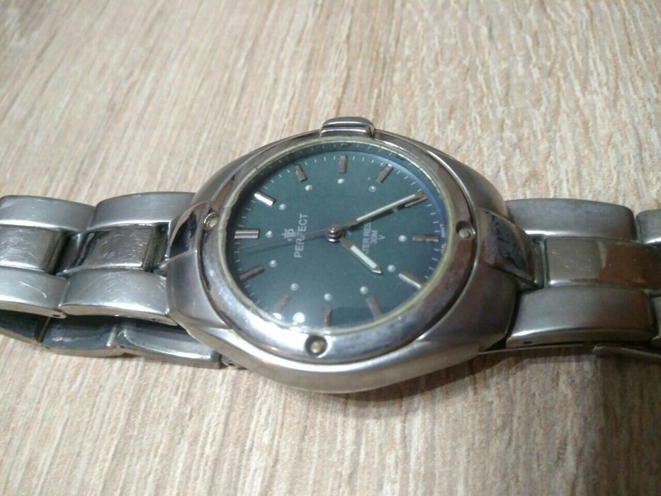 Часы Perfect
