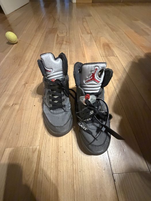 Оргінальні оффвайти джордан5