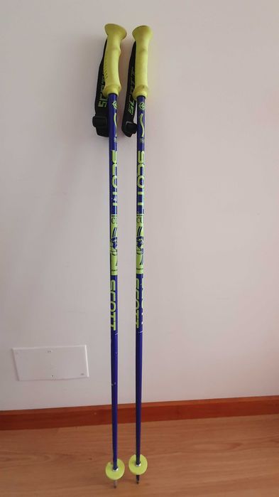 Skis Rossignol e Bastões Scott