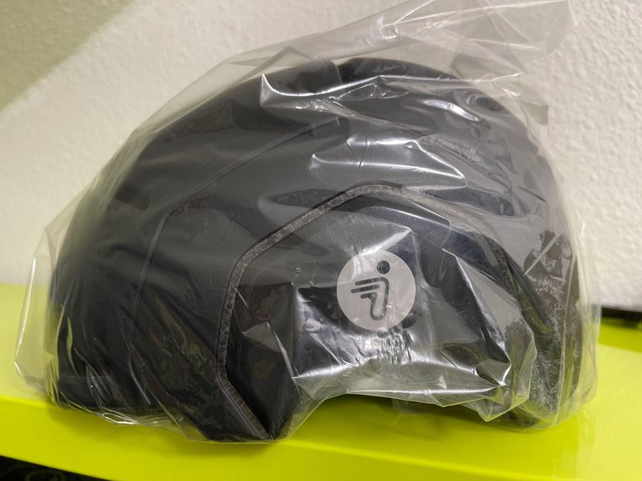 Велосипедный шлем Ninebot. Дышащий, размер L.