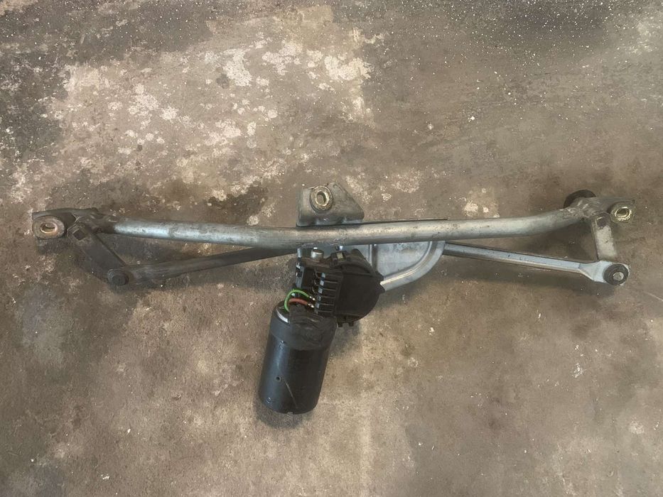 Трапеція двірників Audi