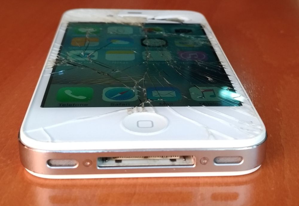 iPhone Modelo 4S64171307219458123