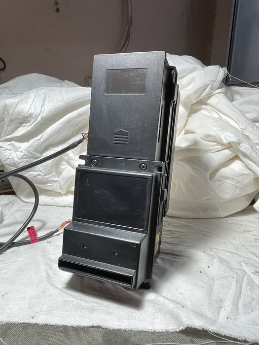 Купюроприемник ICT A7/V7