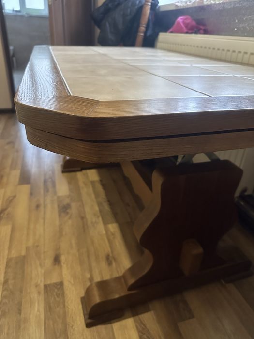 Стіл дубовий розкладний