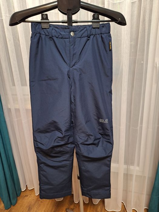 Spodnie zimowe ocieplane Jack Wolfskin r. 140