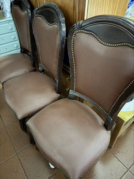 Cadeiras Elegantes de Madeira com Estofado - Conjunto de 3