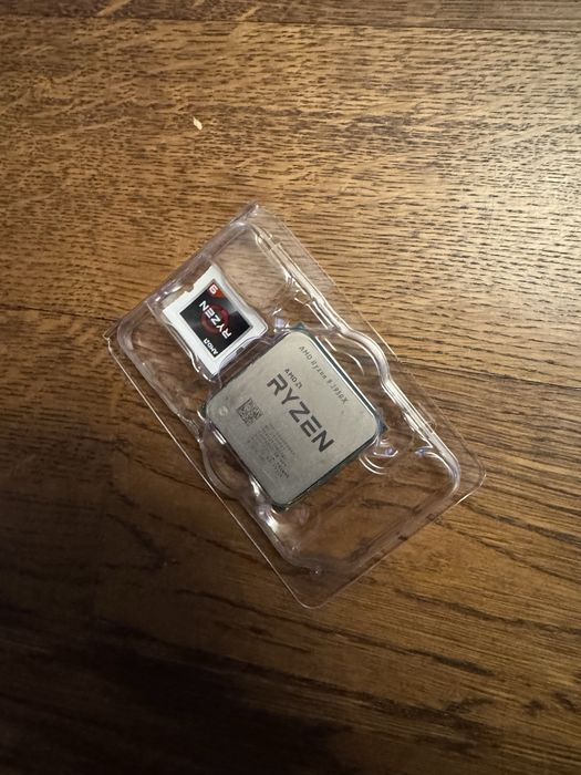 Procesor Ryzen 9 3950X, 16 rdzeni i 32 wątki
