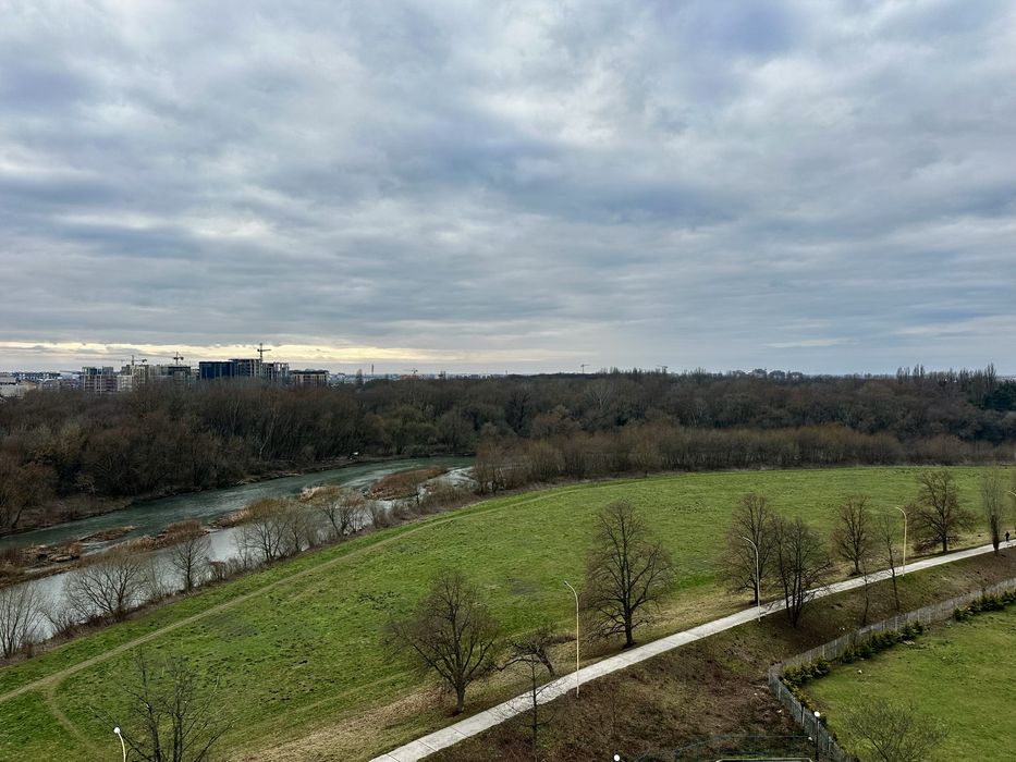 Продаж унікальної земельної ділянки в Боздоському парку, Ужгород!