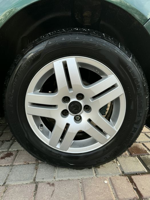 Продам Volkswagen Golf 1.6 2000р