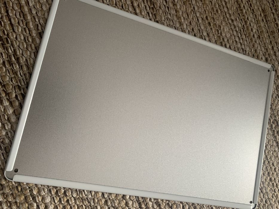 Placa metalica nova com estilo vintage retro
