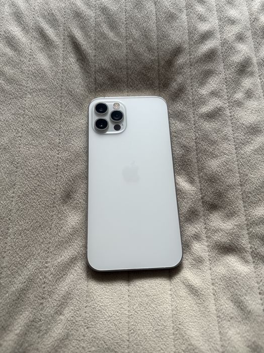 Iphone 12 pro bialy