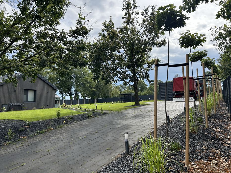 Zakładanie ogrodów, nawodnienie i pielgnacja