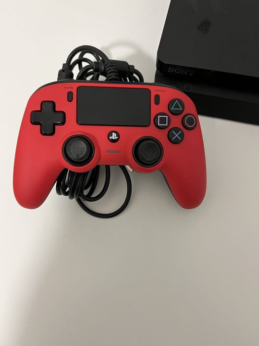 Vendo Ps4 1TB + comando