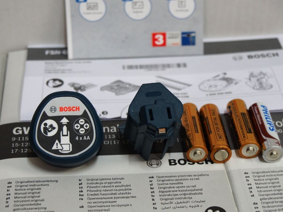 Przejścówka Adapter BOSCH kamera wykrywacz 12v 10.8v bateria 4xAA spit