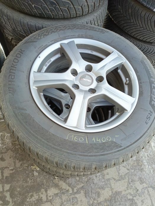 Koła aluminiowe zimowe Nissan Qashqai Dacia duster 215/65/16c Hankook
