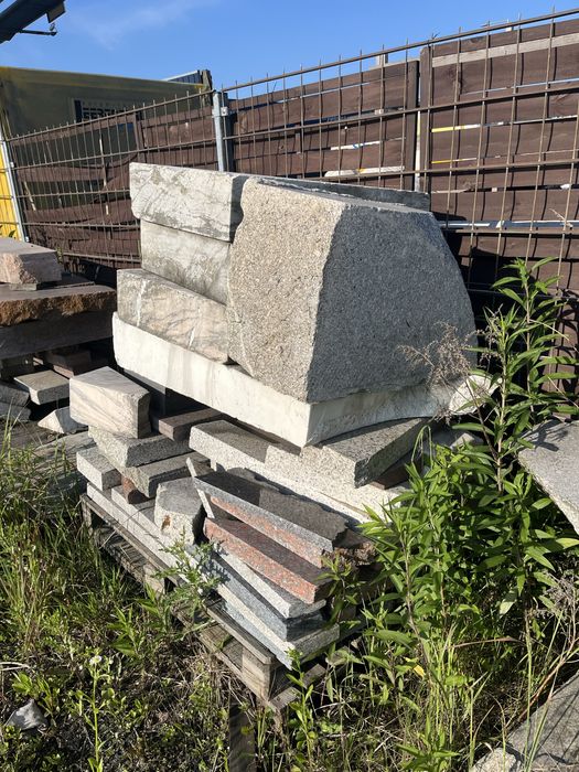 Marmur i granit , rozna grubość i wymiary płyt.