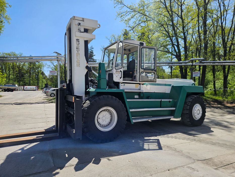 Svetruck 3212046  Wózek widlowy Svetruck 32T udźwigu