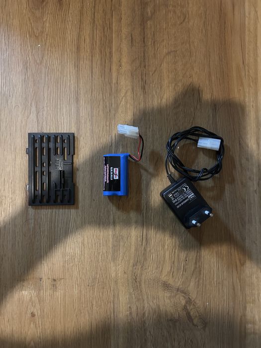 Carro telecomandado ( RC )