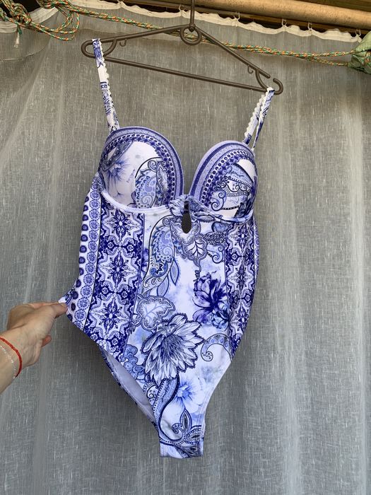 Цільний купальник resort 14 р.