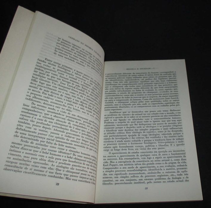Livro Biologia e Sociedade G. F. Sacarrão