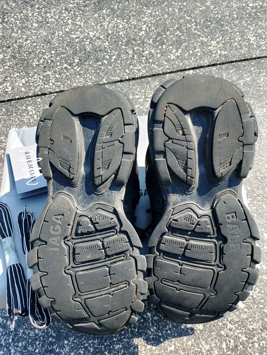 Balenciaga track 1
