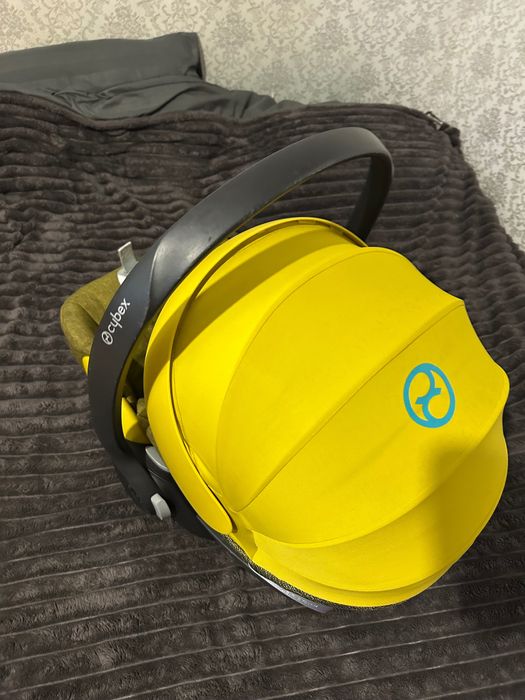 Автолюлька Cybex Cloud Z 2 +i size + адаптери