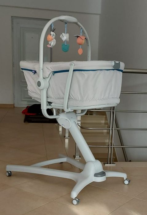 Berço Chicco Hug 4 em 1