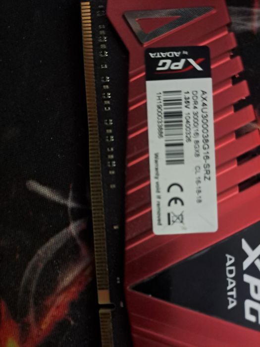 Pamięć RAM DDR4 ADATA XPG 8 GB 3000MHz CL16 (AX4U300038G16-SRZ) 2szt.