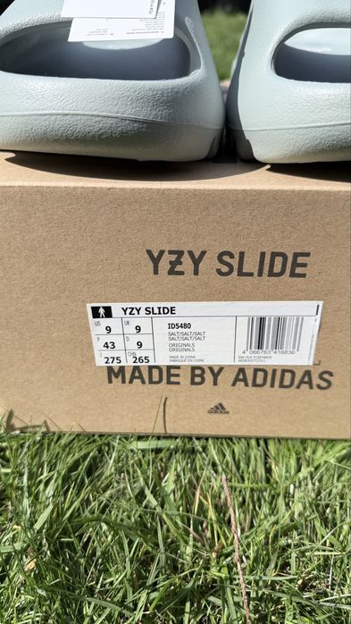 Klapki Adidas Yeezy Slide Salt