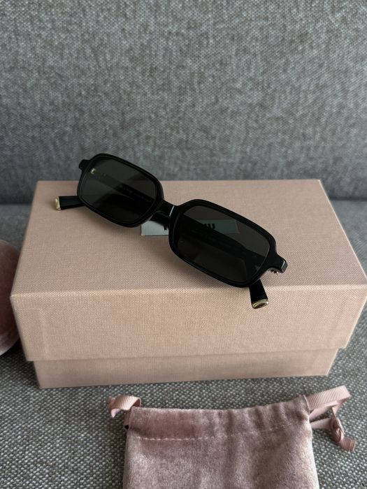 Продам  очки Miu Miu, оригинал