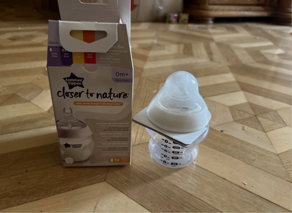 Новые бутылочки пляшечки Tommee Tippee 150 260 мл дозаторы для смеси