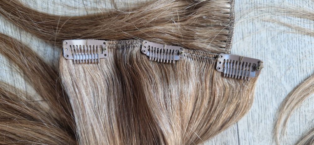 Włosy naturalne azjatyckie ciemny blond Clip in 39 cm, 125 g doczepian