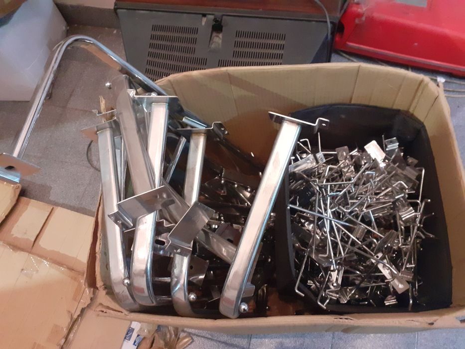 Material para loja de roupa