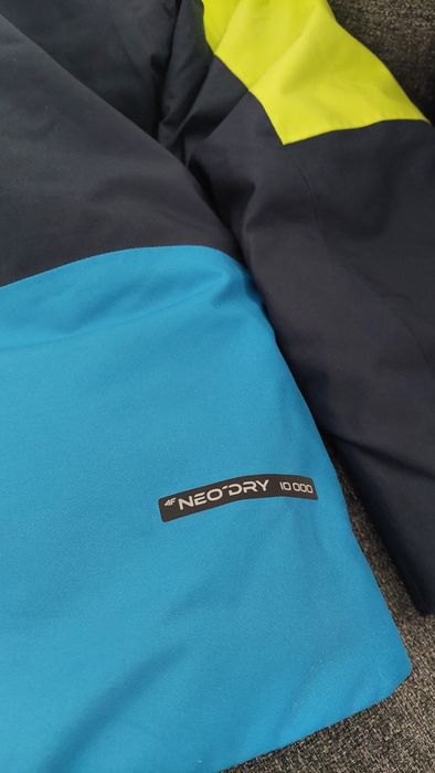 Nowa kurtka narciarska 4F 152