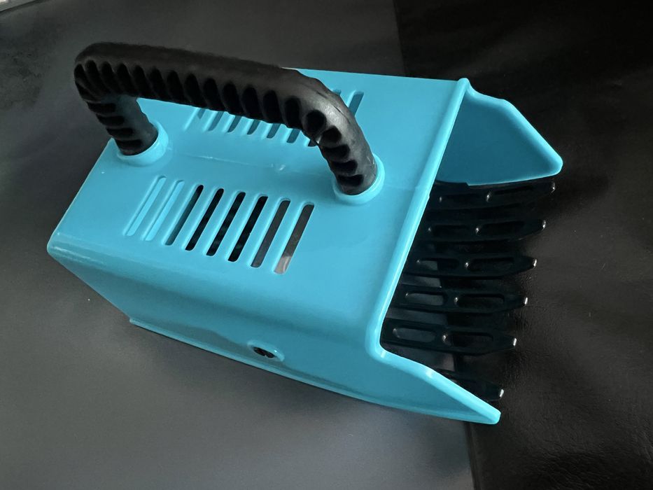 Zbieraczka do jagód Narzedzie do zbierania jagód, borówek