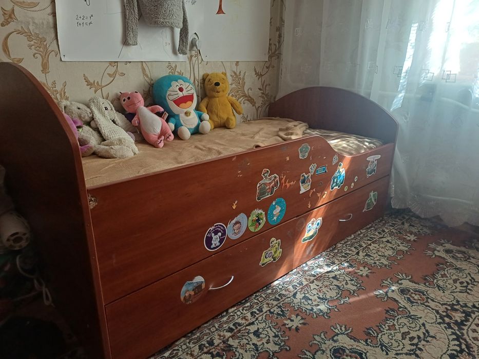 Дитяче ліжко в нормальному стані