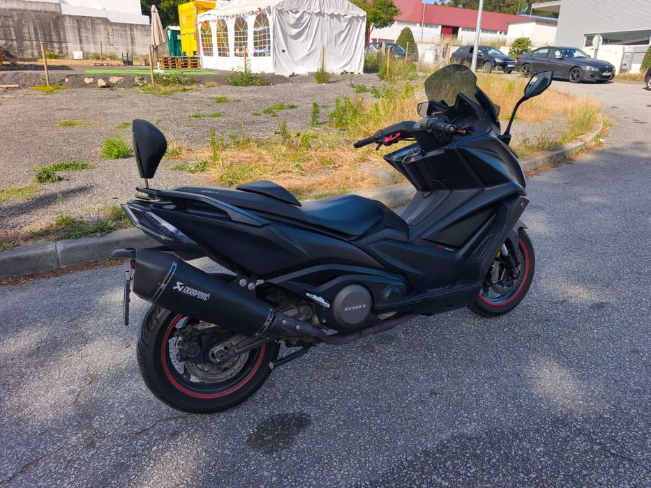 Kymco AK 550 Akrapovic