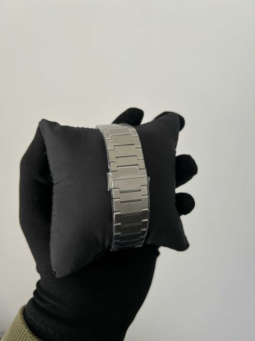 Relógio Tissot PRX — novo com caixa e certificado