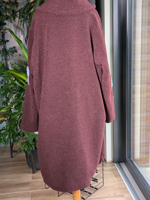 Nowy płaszczyk baranek z niebieskimi kwiatami, rozmiar 52