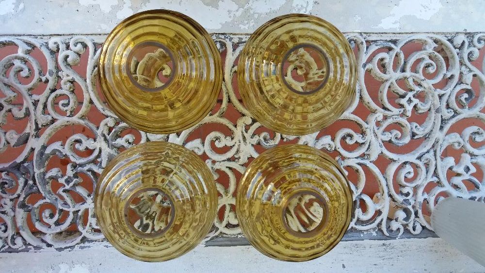 Abat-jours em vidro antigos