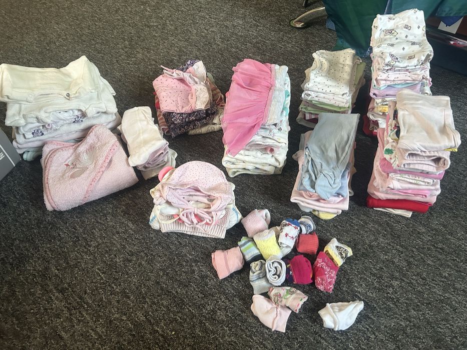 Ubranka dla dziewczynki rozmiar 56-62