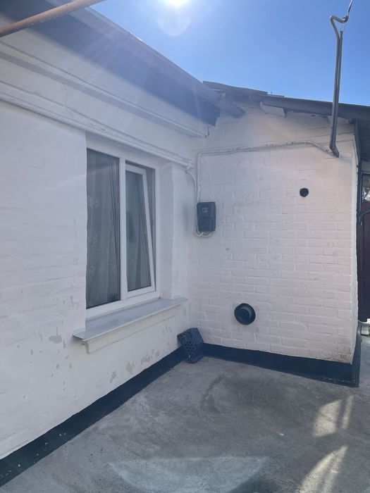 Здам 2 кімн. частину будинку в Центрі, поруч з Центральним базаром