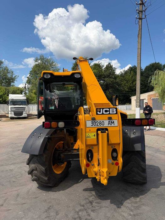 Продам навантажувач JCB 536-70 Agri super