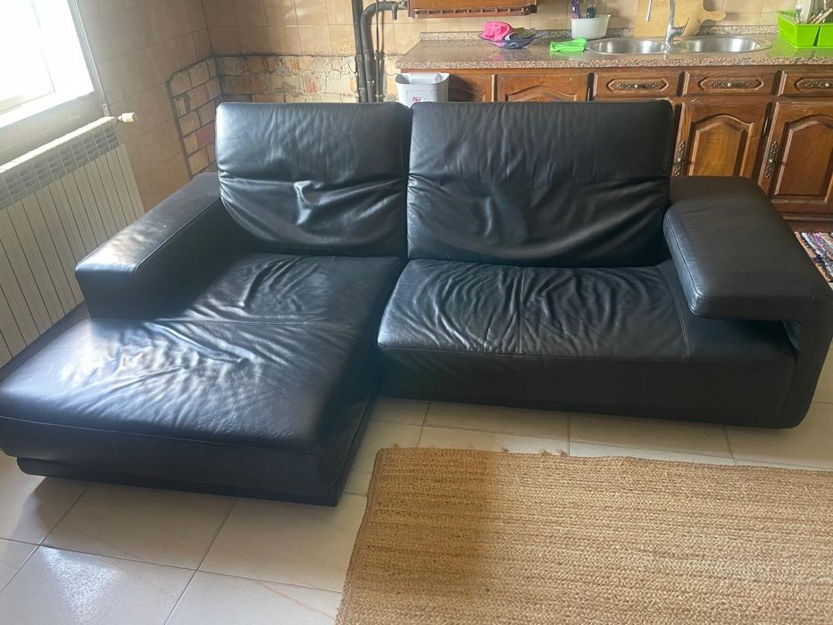 Sofá em Pele genuína