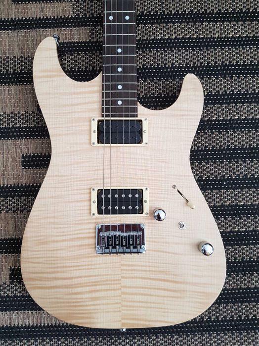 Gitara elektryczna, lutnicza.