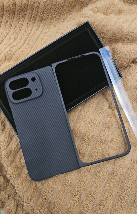 Ультратонкий карбоновий чохол Jarttarn для Google Pixel 9 Pro Fold