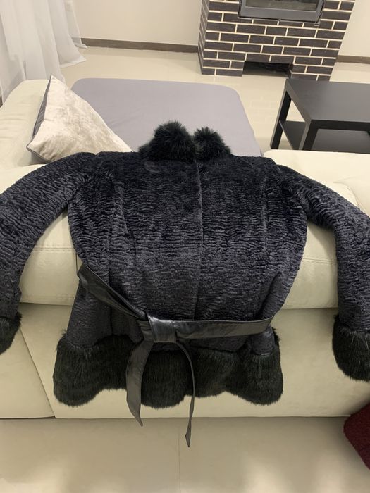 Демисезонне жіноче пальто