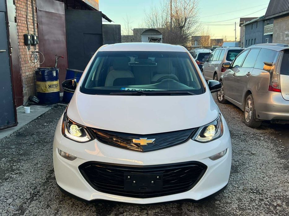 Шевроле БОЛТ EV  гарна та надійна автівка
