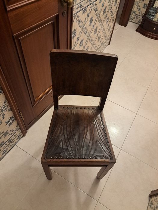 4 Cadeiras  ikea STEFAN
Ver em 3DCadeira de madeira leve com ripas v